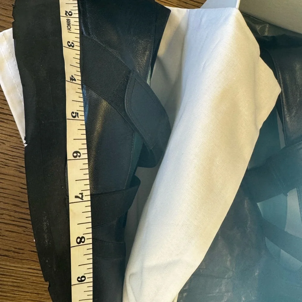 Thierry Rabotin Sz 39 Black Wedge Velcro Shoes 🖤 - Picture 9 of 9